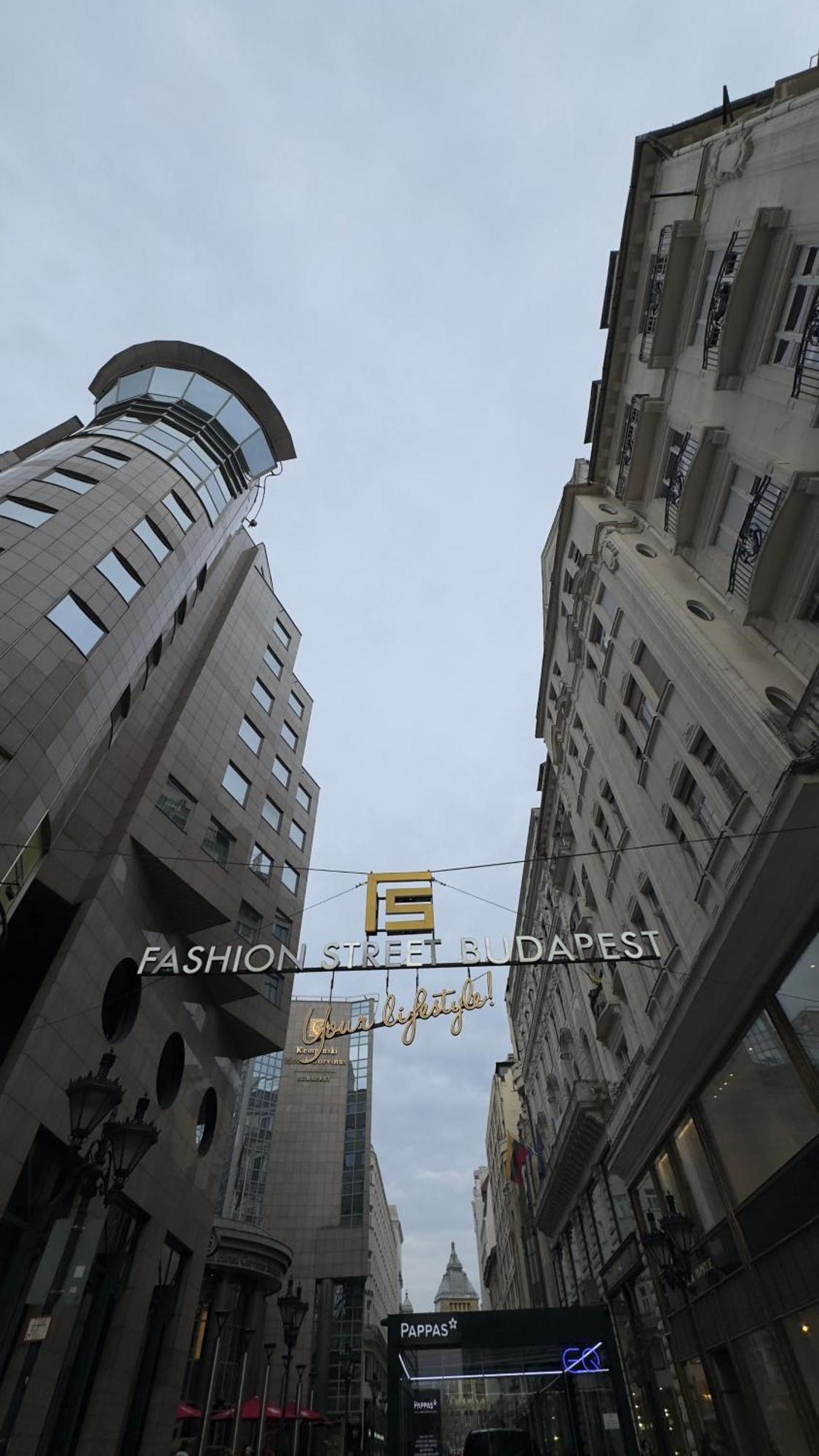 Fashionstreet City Center Blue Apartment Budapest Exterior photo